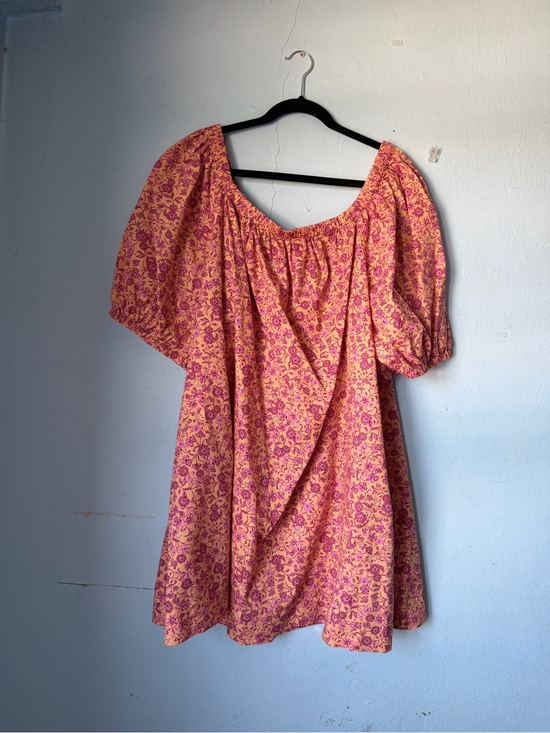 Old Navy Dresses & Skirts - Old Navy Pink and Orange Floral Puff-Sleeve Mini Dress